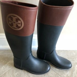 New never worn. Tory Burch Rubber boots authentic